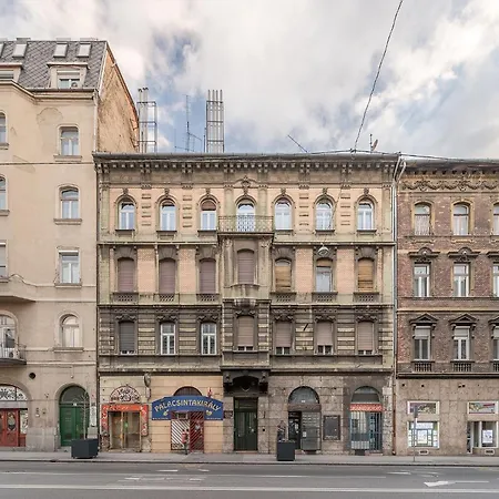 Boutique - Near Heroes Square & Metro - Free Secure Parking Apartament Budapesta