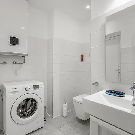 Boutique - Near Heroes Square & Metro - Free Secure Parking Apartman Budapest
